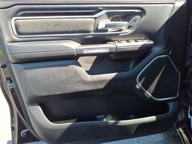 Used 2020 RAM 1500 Laramie w/ Sport Appearance Package AWD/4WD image 10