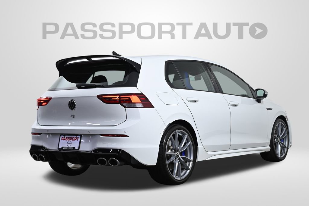 Used 2024 Volkswagen Golf R image 9