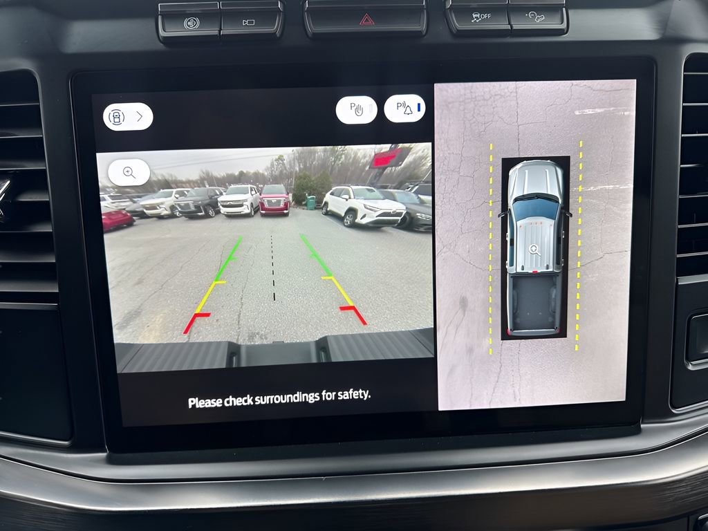 Used 2023 Ford F250 Lariat w/ Chrome Package image 24