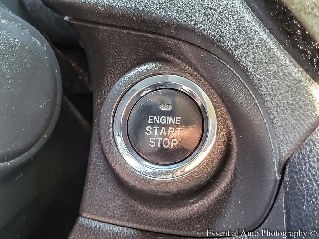 Used 2022 Subaru Ascent Onyx Edition image 19