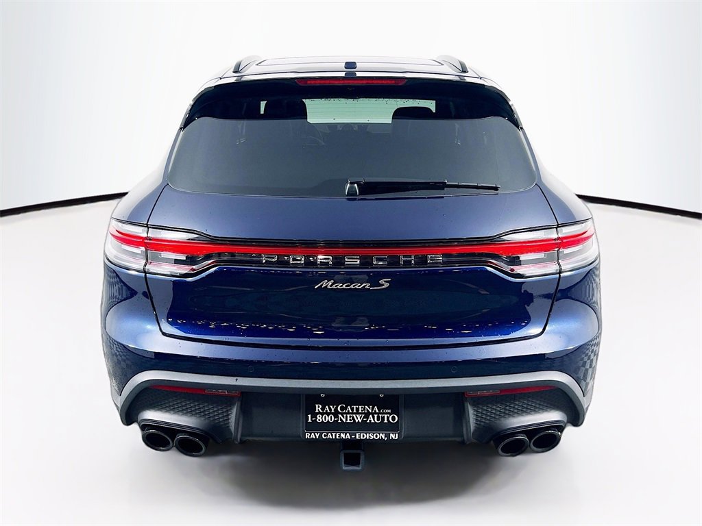 Certified 2023 Porsche Macan S image 10