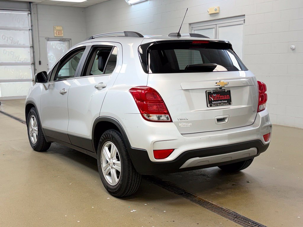 Used 2020 Chevrolet Trax LT w/ LT Convenience Package FWD image 7
