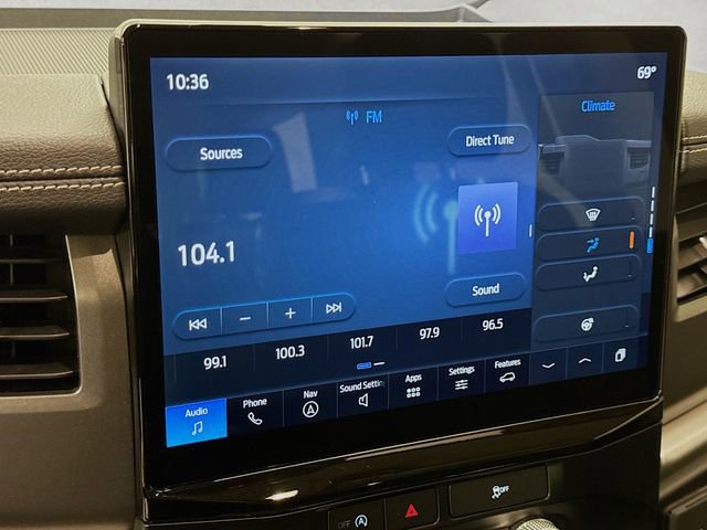 Used 2024 Ford Expedition Max XLT image 15