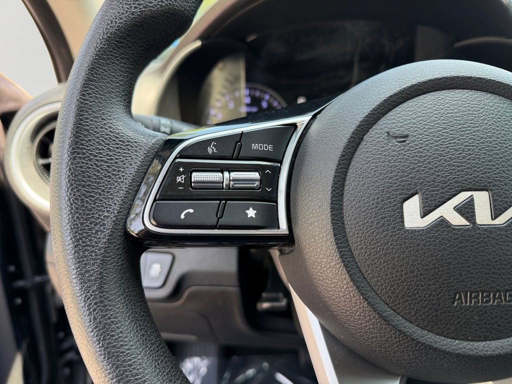 Used 2023 Kia Forte LXS FWD image 20