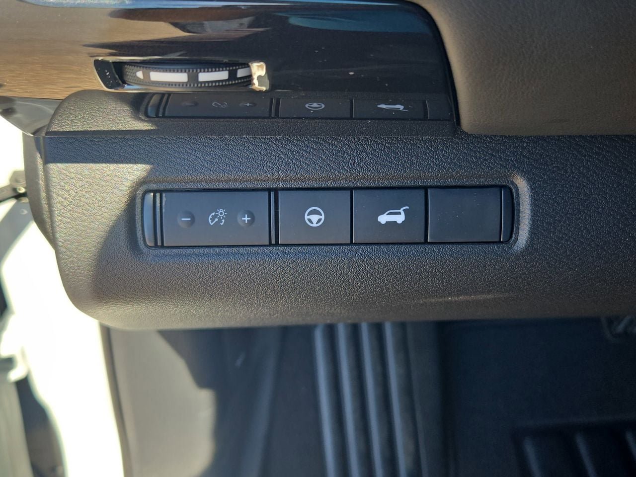 New 2026 Nissan Pathfinder SV FWD image 27