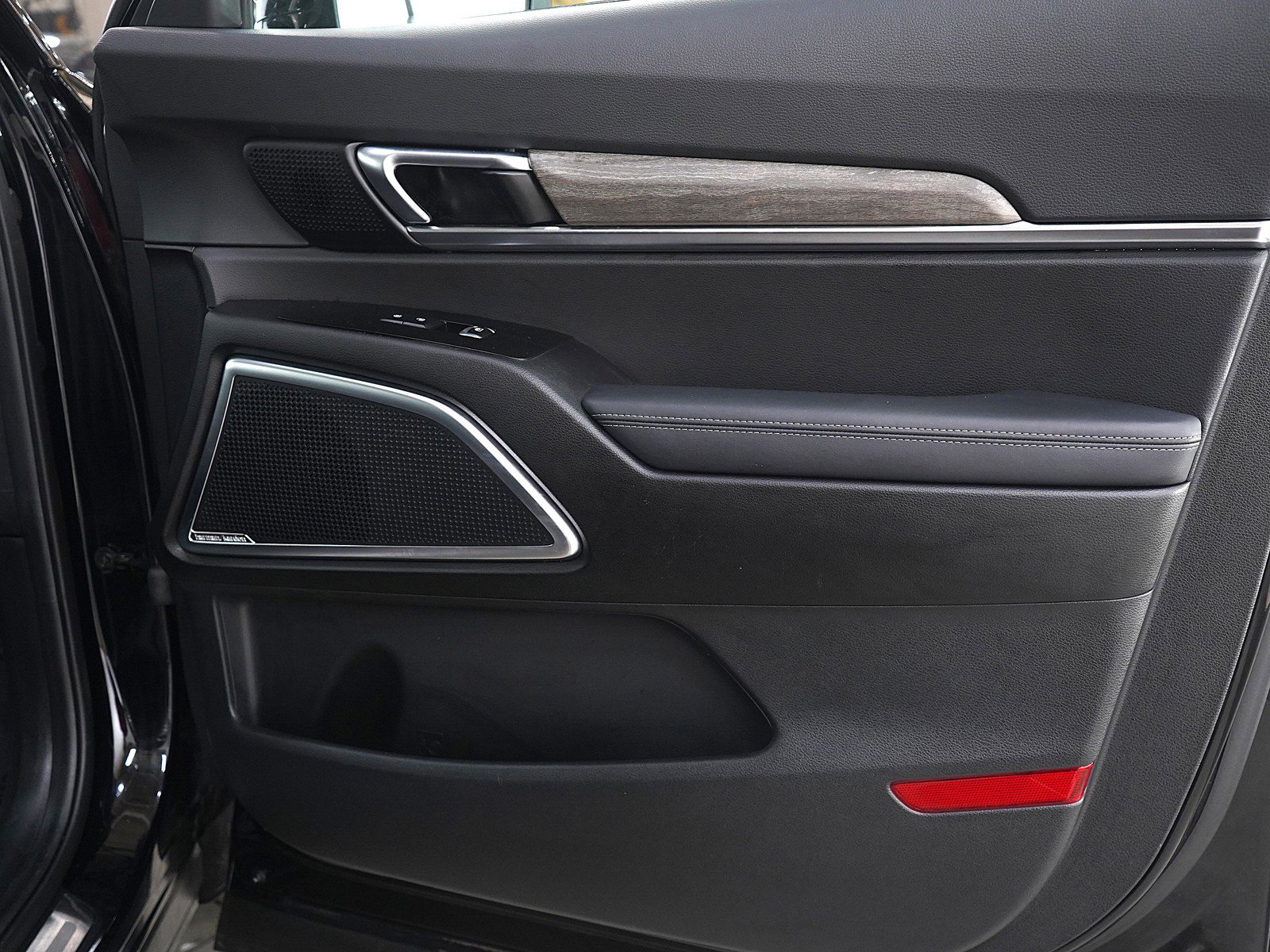 Used 2022 Kia Telluride SX image 9