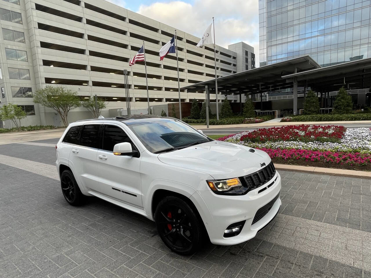 Used 2020 Jeep Grand Cherokee SRT AWD/4WD image 6
