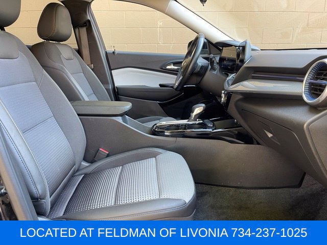Certified 2024 Chevrolet Trax LT w/ Driver Confidence Package FWD image 28