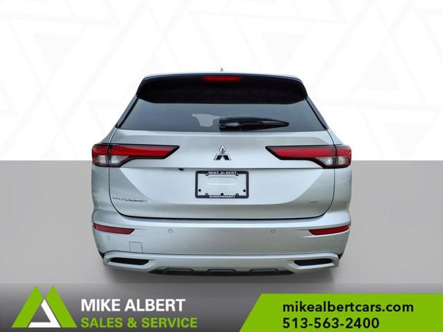 Used 2024 Mitsubishi Outlander SE image 6