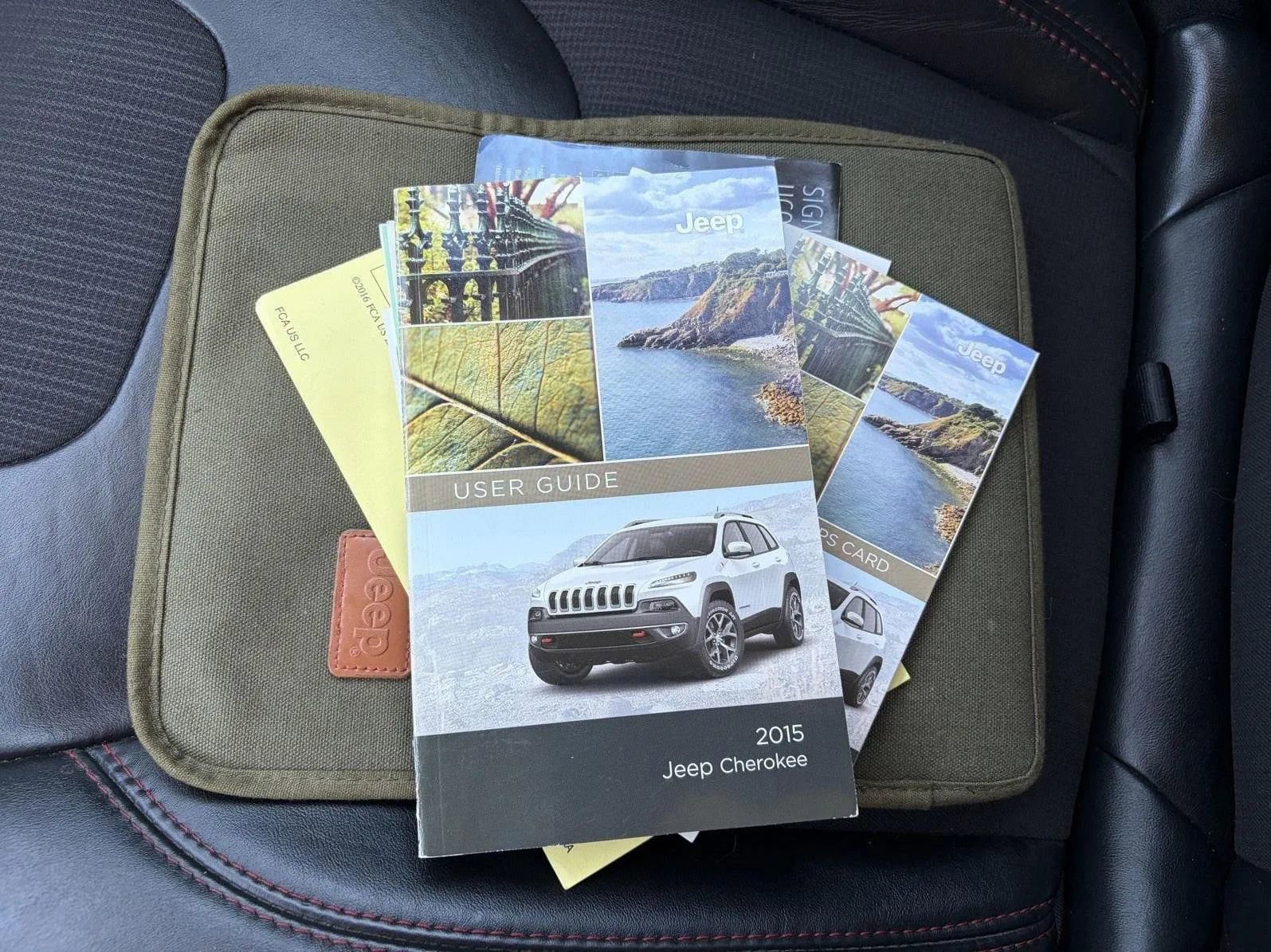 Used 2015 Jeep Cherokee Trailhawk w/ Cold Weather Group image 24