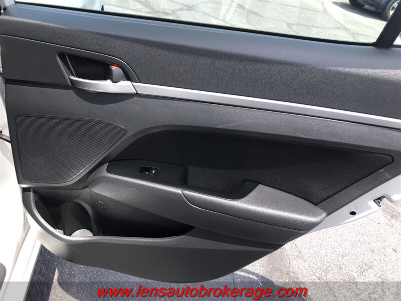 Used 2019 Hyundai Elantra SEL w/ Cargo Package FWD image 19