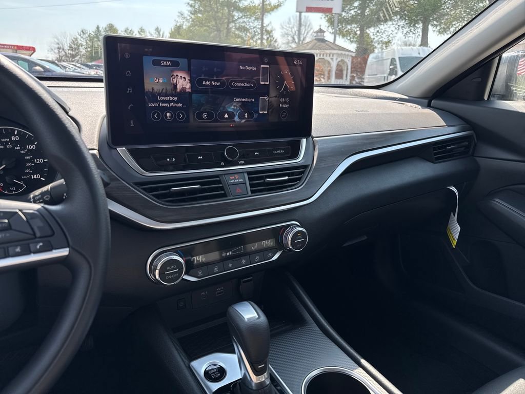 New 2026 Nissan Altima 2.5 SV w/ SV Special Edition Package image 18