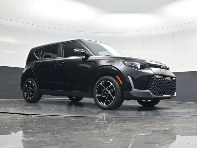 Used 2025 Kia Soul EX image 46