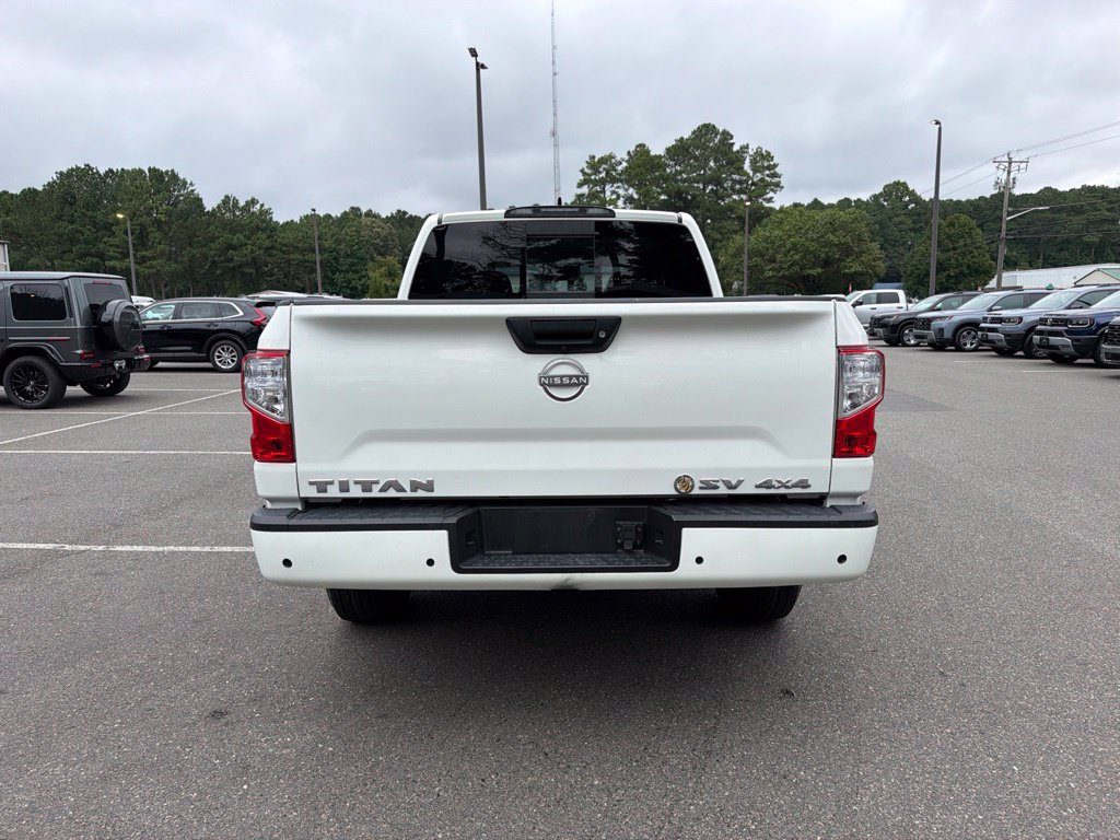 Certified 2023 Nissan Titan SV AWD/4WD image 6