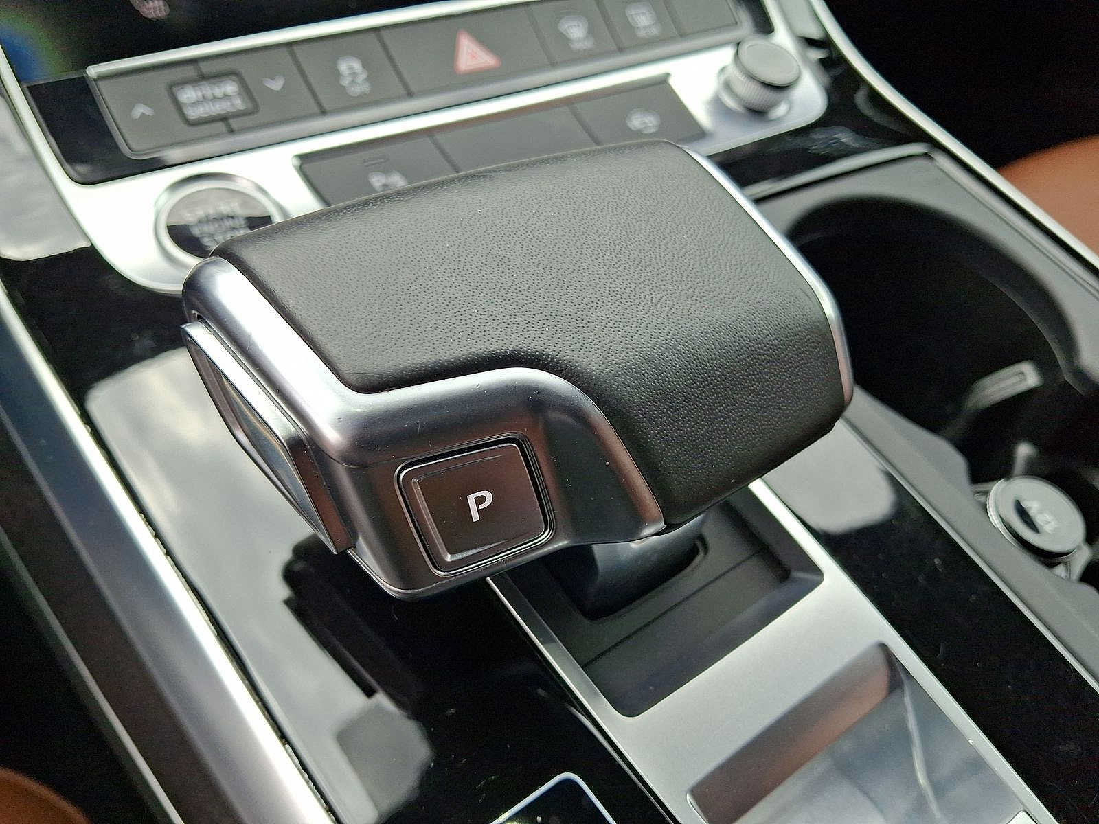 Certified 2023 Audi Q7 2.0T Premium w/ Convenience Package AWD/4WD image 18