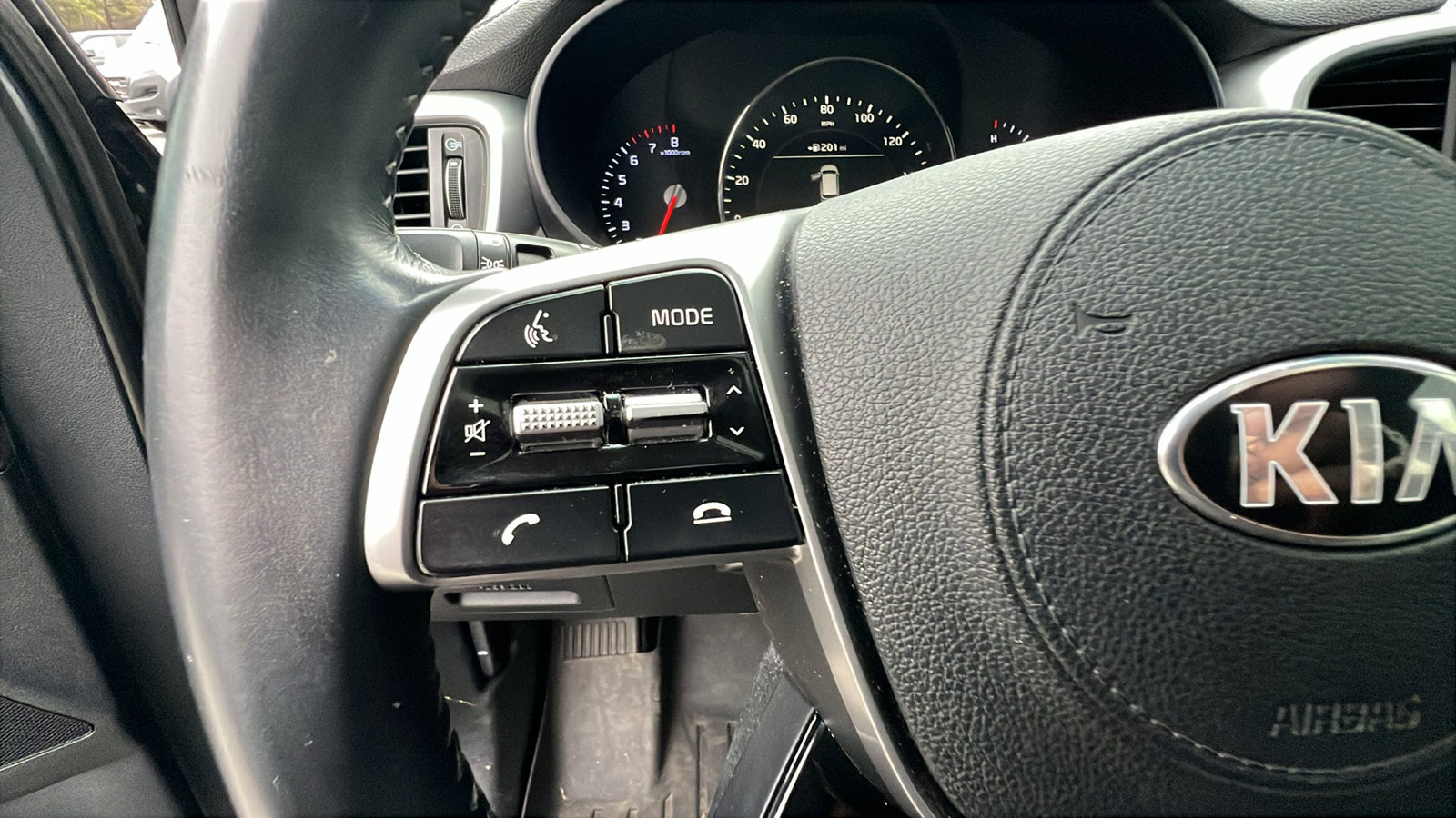 Used 2019 Kia Sorento EX image 30