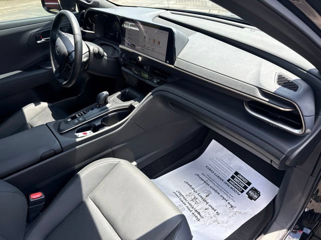 Used 2023 Toyota Crown AWD/4WD image 15