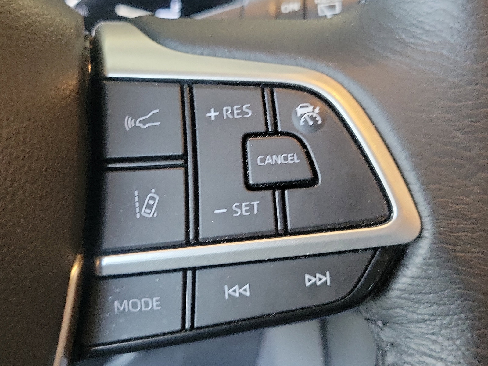 Certified 2023 Toyota Sienna XLE image 22