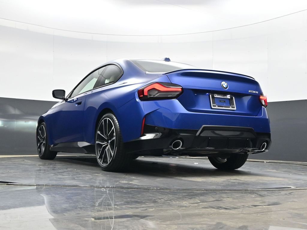 Used 2024 BMW 230i Coupe w/ M Sport Package RWD image 33