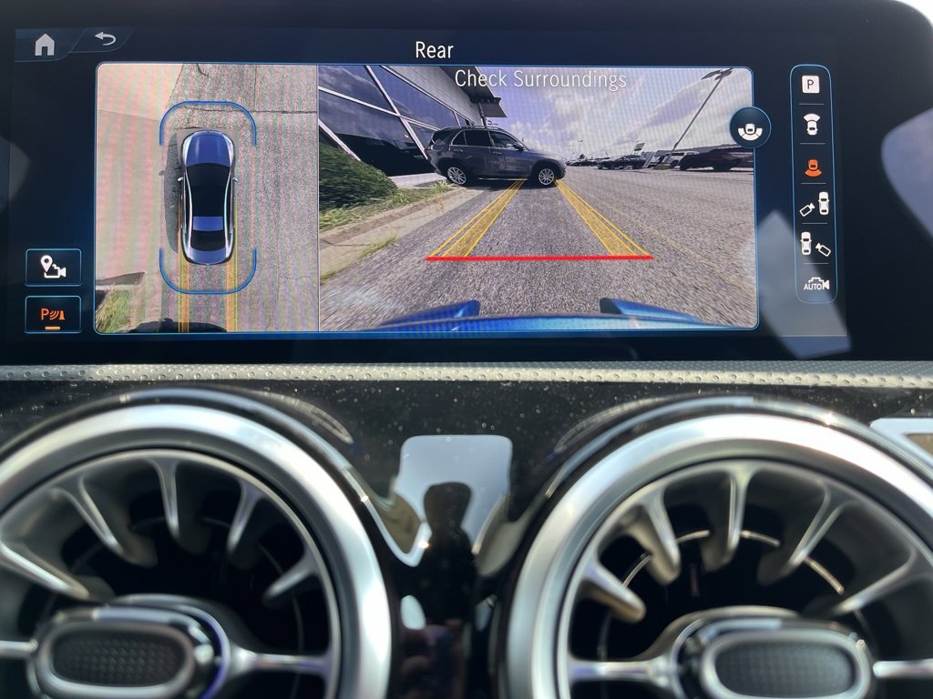 Used 2025 Mercedes-Benz CLA 35 AMG 4MATIC image 60