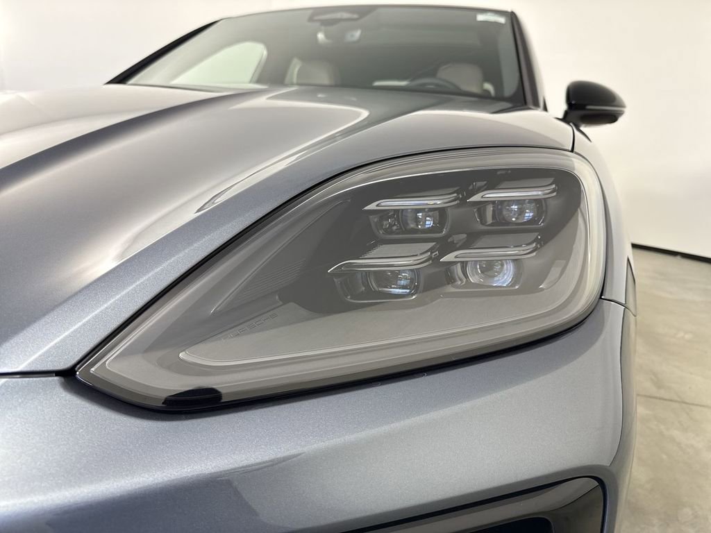 New 2026 Porsche Cayenne image 11