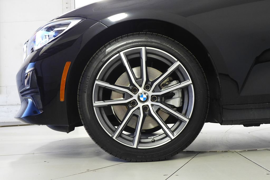 Used 2022 BMW 330i Sedan RWD image 5