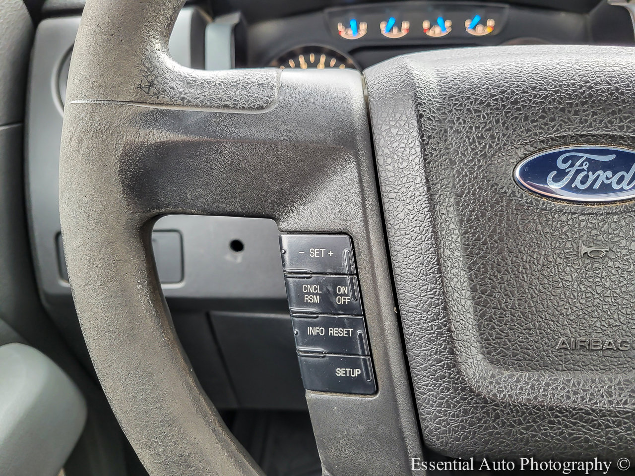 Used 2014 Ford F150 XL w/ Equipment Group 101A Mid AWD/4WD image 12