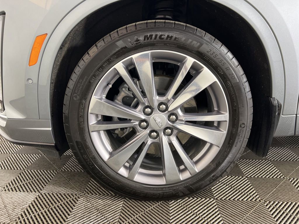 Used 2023 Cadillac XT6 Premium Luxury w/ Technology Package image 37