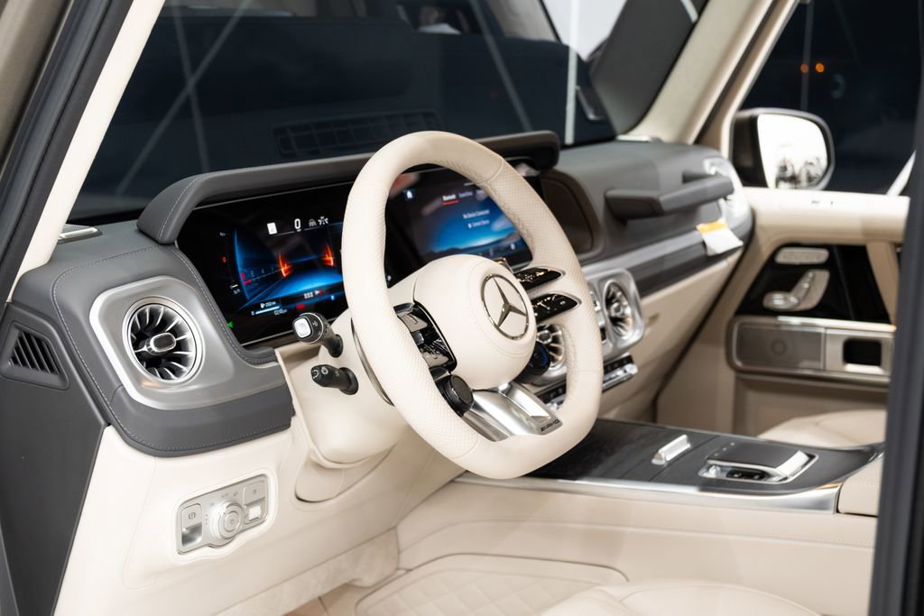 Used 2025 Mercedes-Benz G 63 AMG 4MATIC image 36