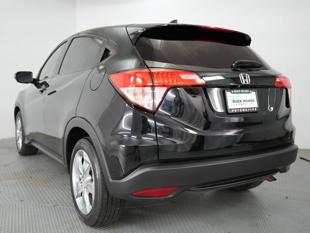 Used 2017 Honda HR-V EX image 7