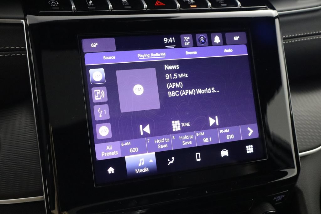 Used 2025 Jeep Grand Cherokee 4WD image 29
