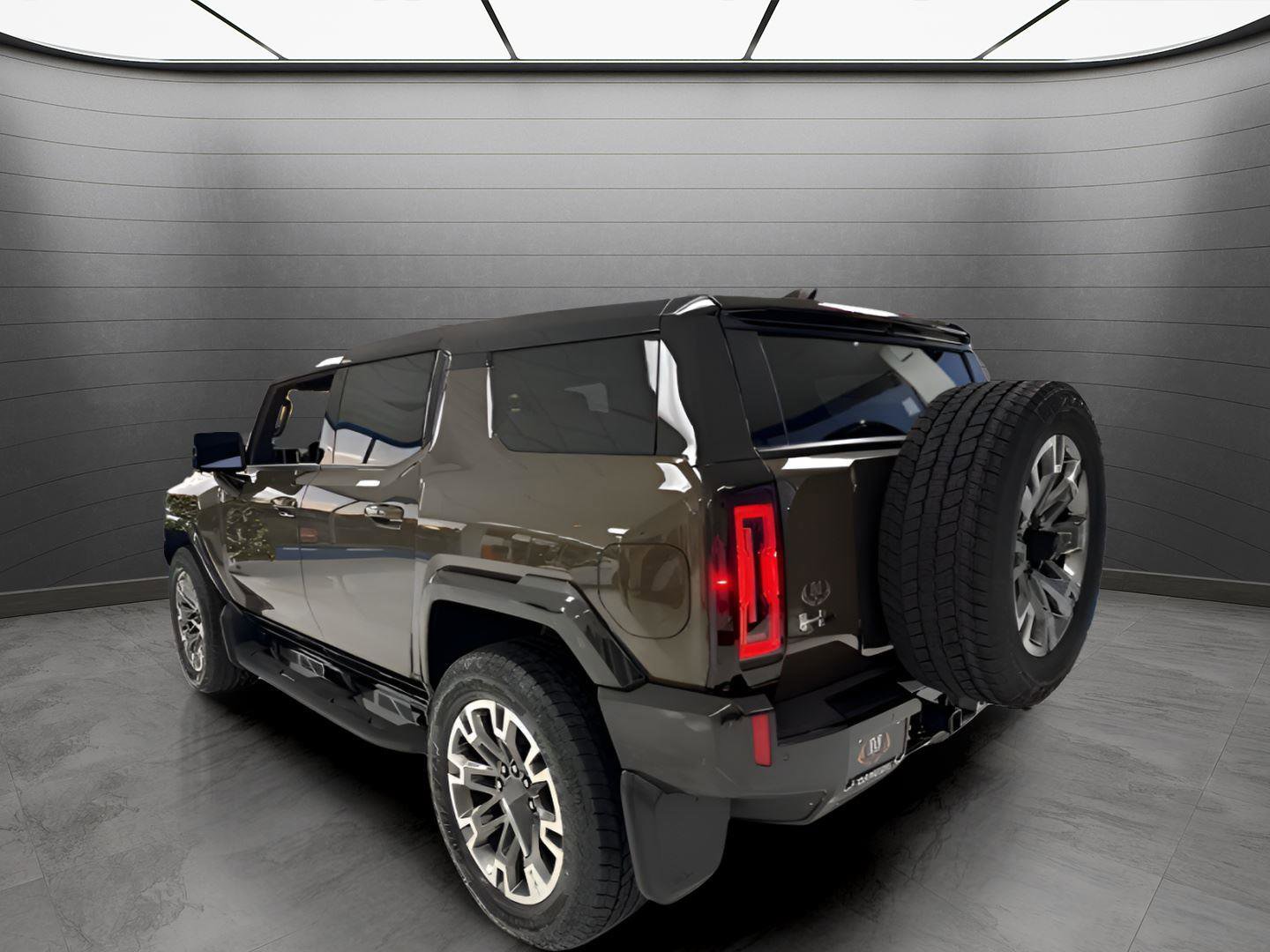New 2025 GMC Hummer EV 3X w/ LPO, Cargo Utility Package image 3