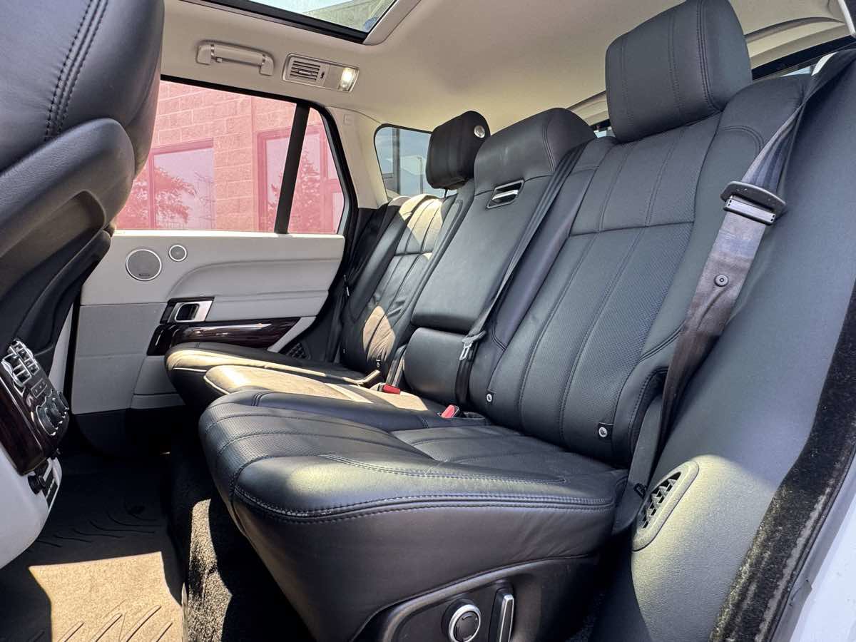 Used 2017 Land Rover Range Rover Supercharged image 53