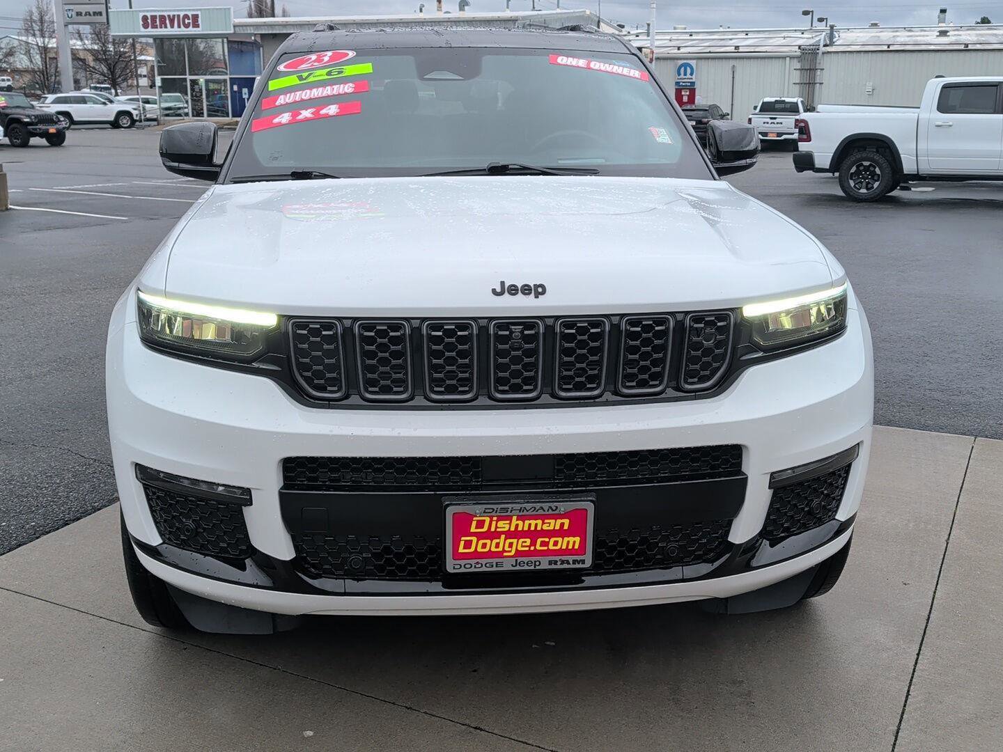 Used 2023 Jeep Grand Cherokee L Summit image 2