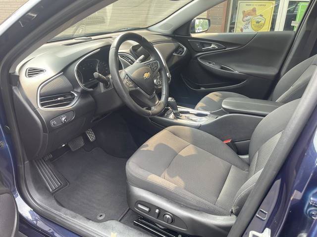 Used 2016 Chevrolet Malibu LT FWD image 14