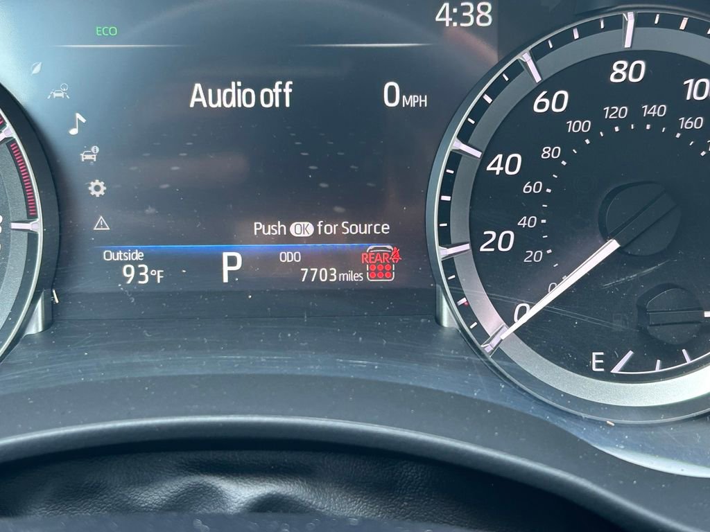 Certified 2025 Toyota Highlander XLE FWD image 38