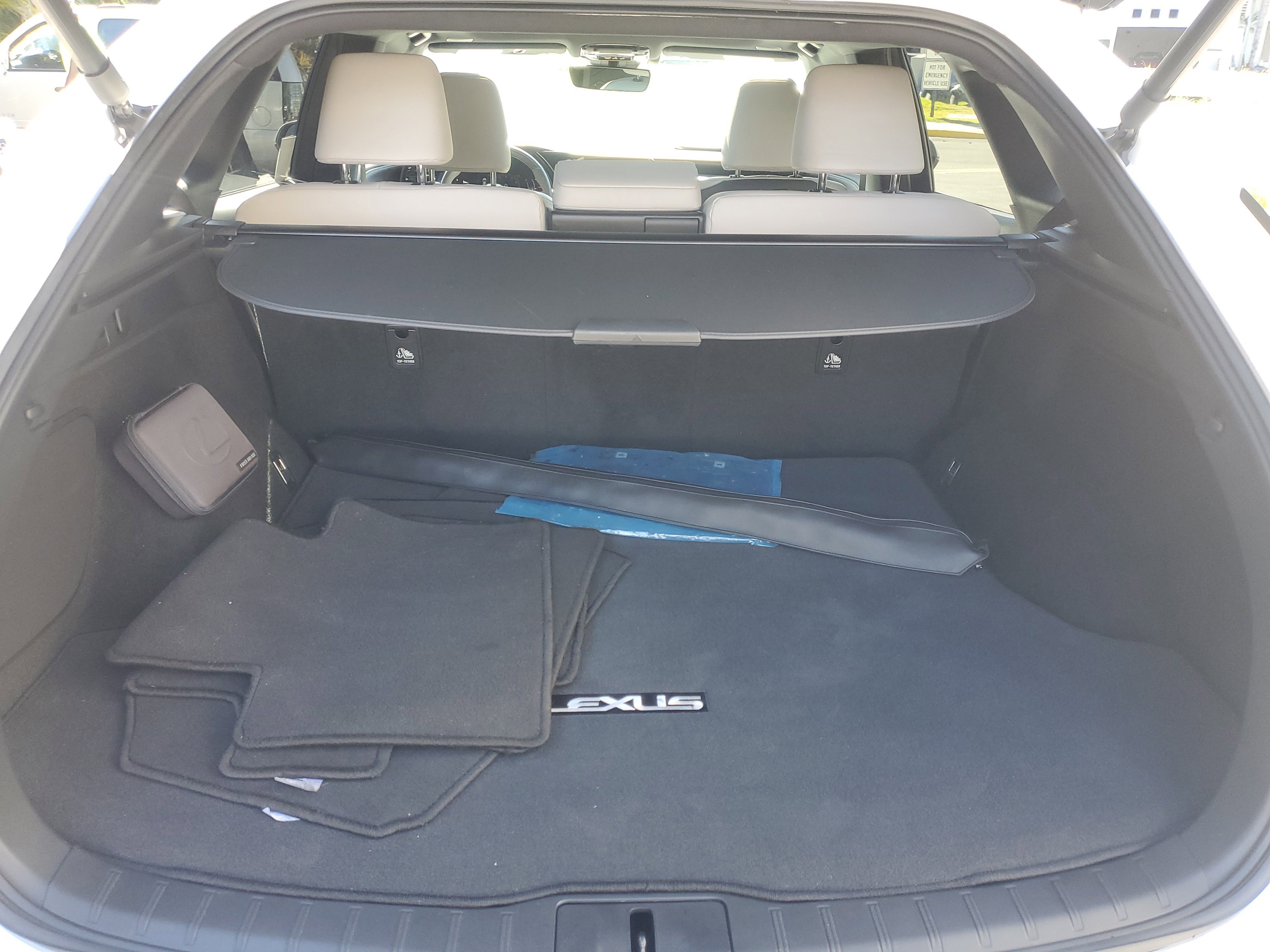 Used 2023 Lexus RX 350 Premium w/ Accessory Package (Z1) image 8