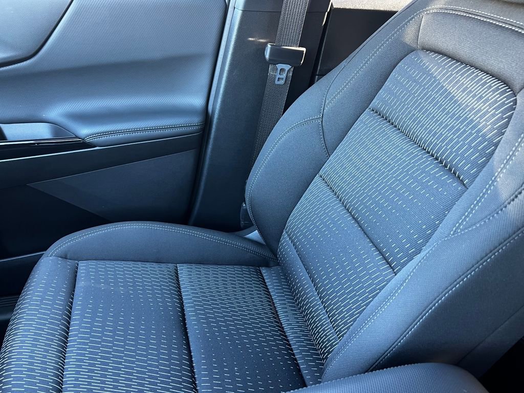 Certified 2025 Chevrolet Equinox LT image 25