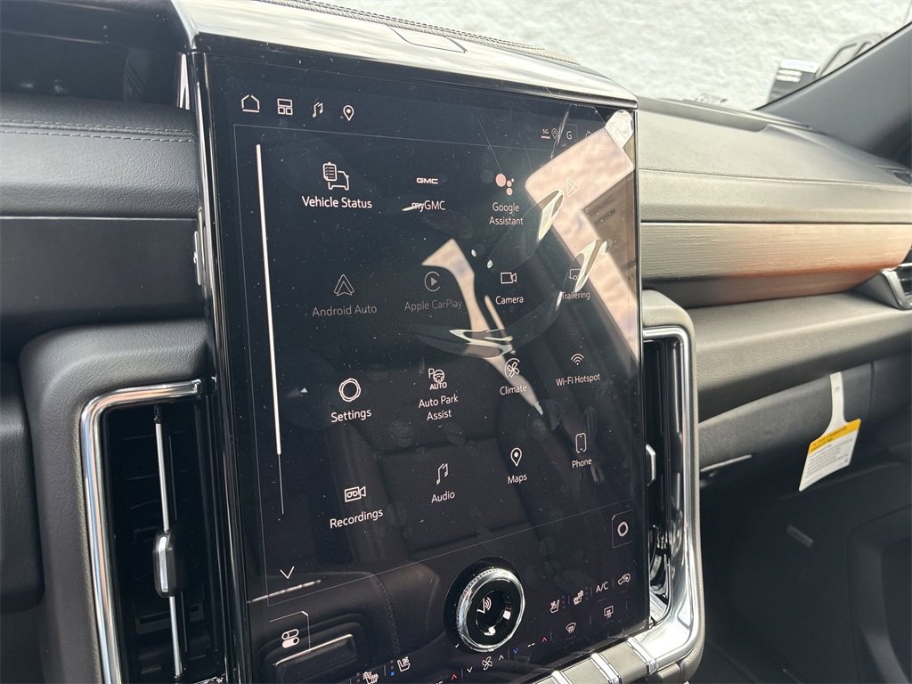 New 2026 GMC Yukon Denali w/ LPO, Floor Liner Package image 22