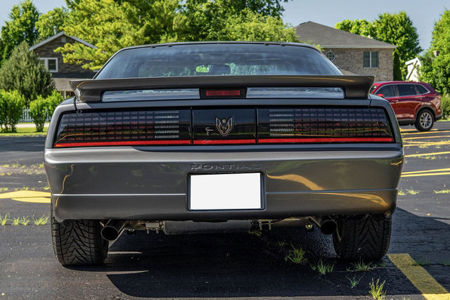 Used 1989 Pontiac Firebird Trans Am RWD image 17