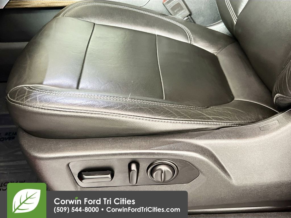 Used 2020 Chevrolet Silverado 1500 RST w/ All-Star Edition image 22