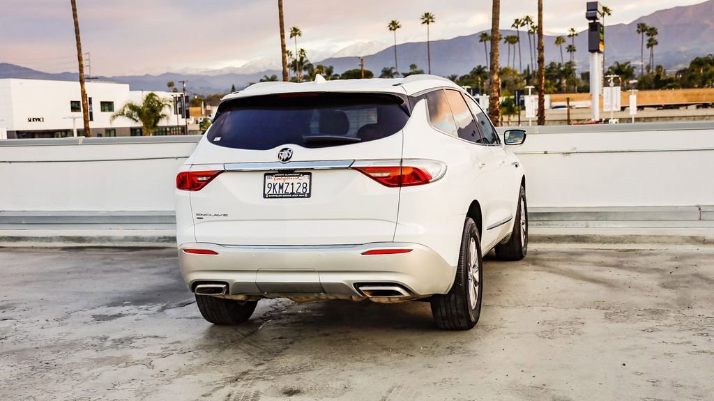Used 2024 Buick Enclave Premium AWD/4WD image 9