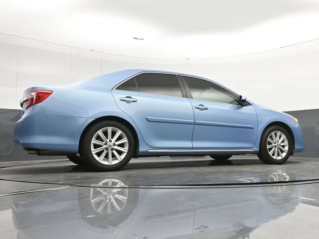 Used 2013 Toyota Camry XLE w/ Leather Pkg FWD image 12