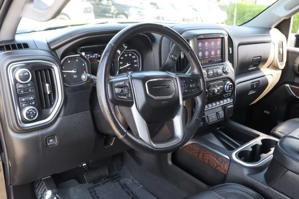 Used 2022 GMC Sierra 3500 Denali AWD/4WD image 22