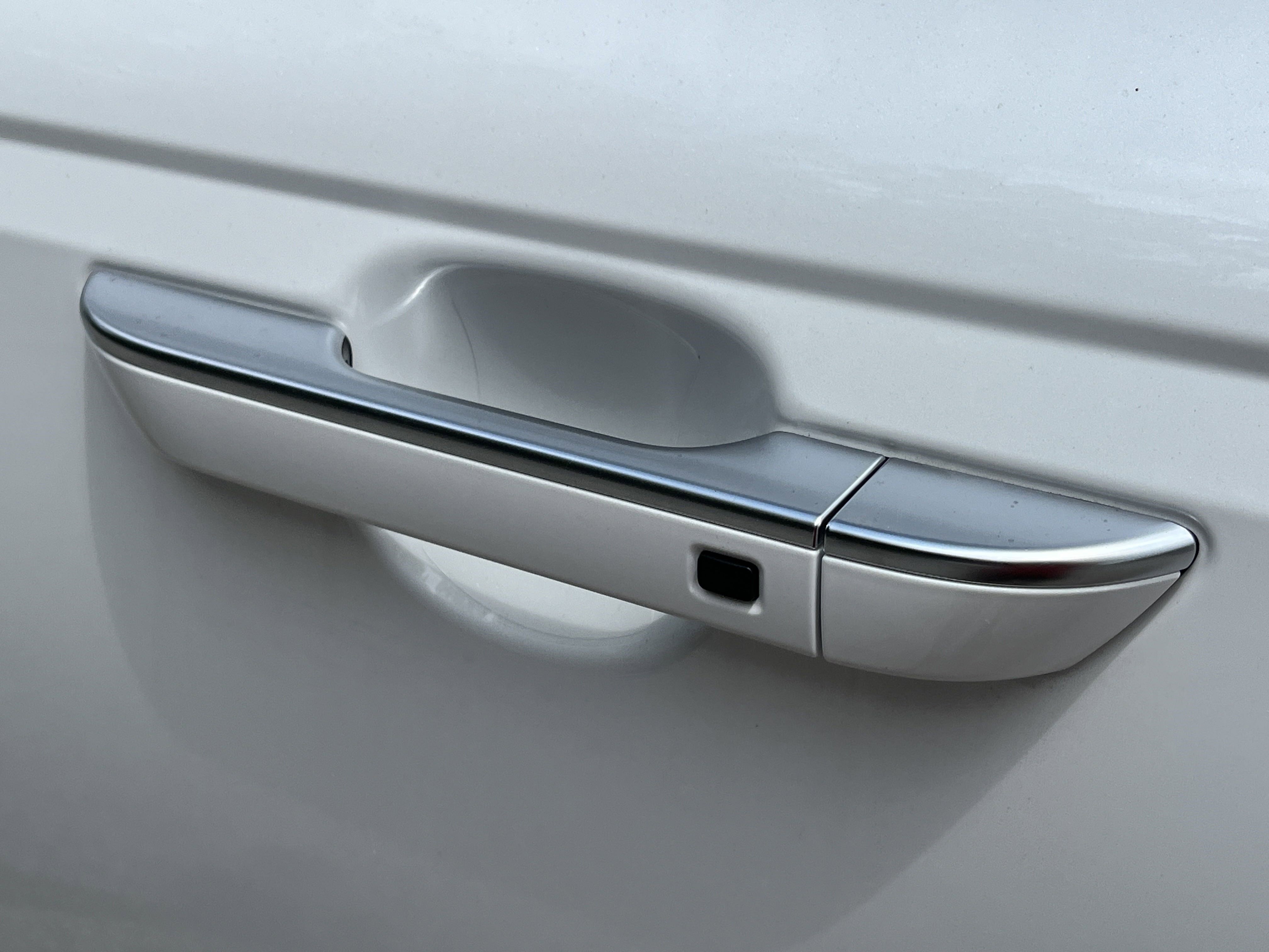 New 2026 Kia Carnival EX image 34