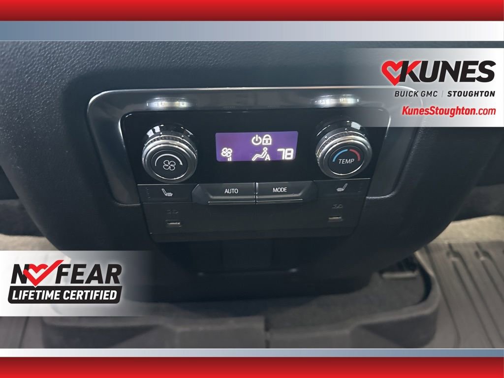 Used 2025 GMC Yukon AT4 image 40