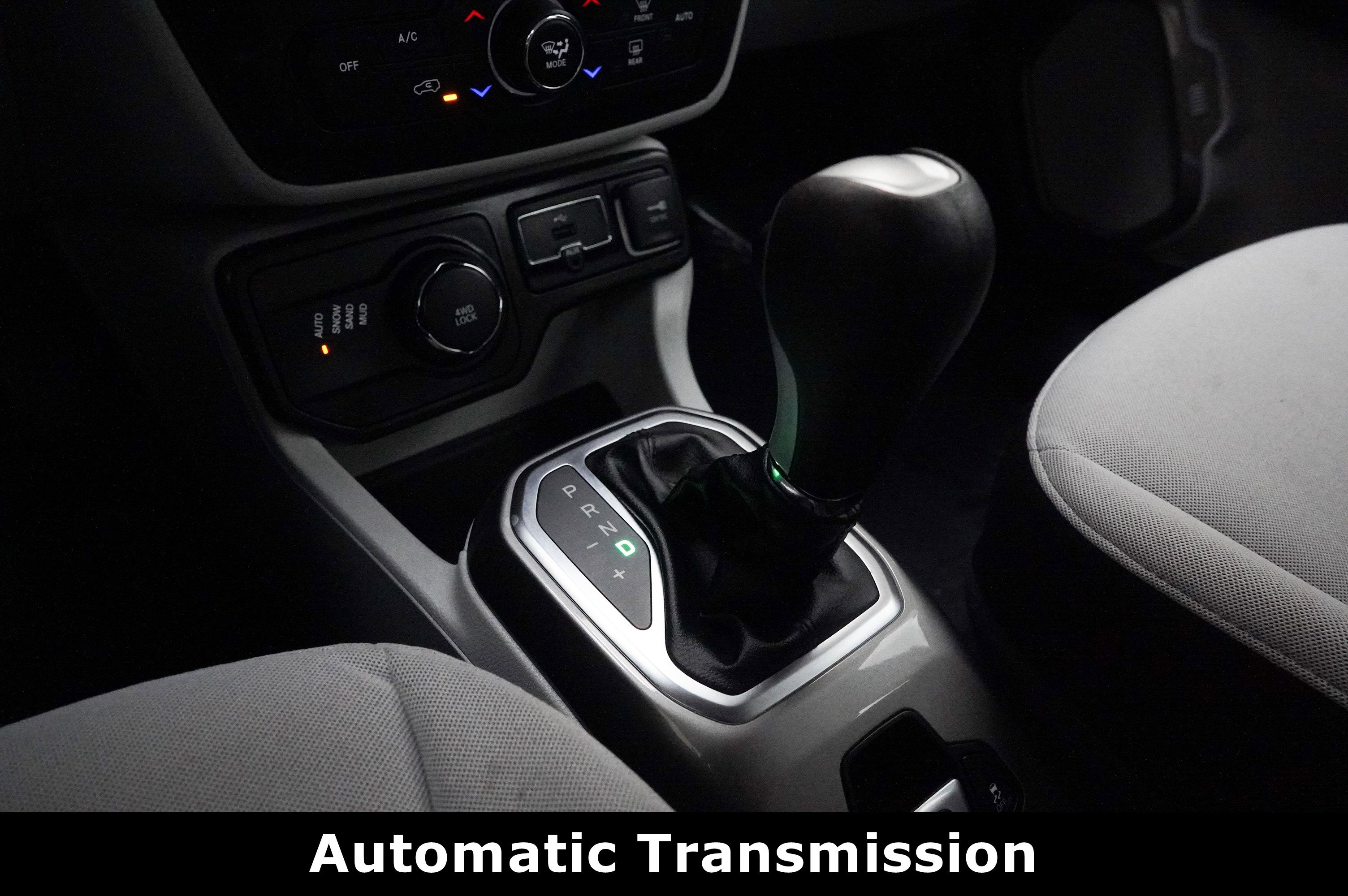 Used 2022 Jeep Renegade Latitude w/ Convenience Group image 27