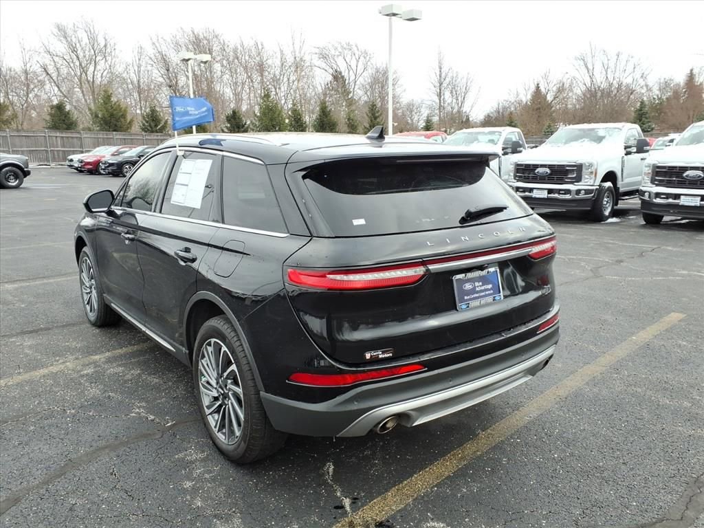 Used 2023 Lincoln Corsair Reserve image 5