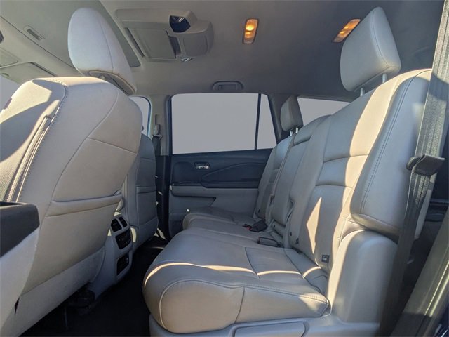 Used 2019 Honda Pilot Touring image 14