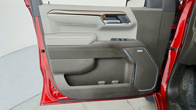 Used 2023 Chevrolet Silverado 1500 LT Trail Boss w/ Convenience Package II image 11